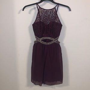 Party/Homecoming dress size 3 fits smaller though